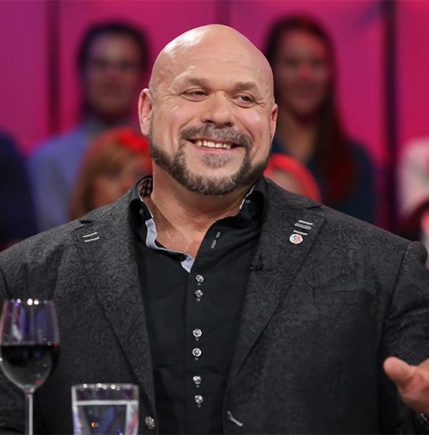 Les Machines: Hugo Girard