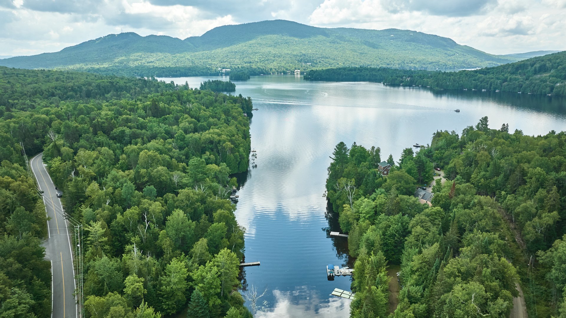 Accès au plan d'eau