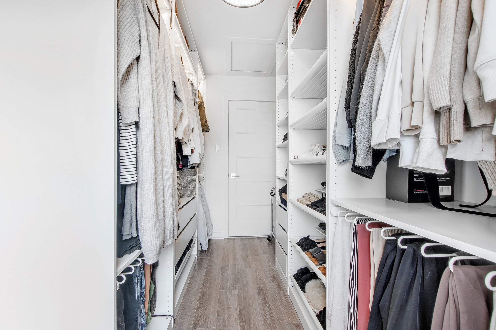 Walk-in closet