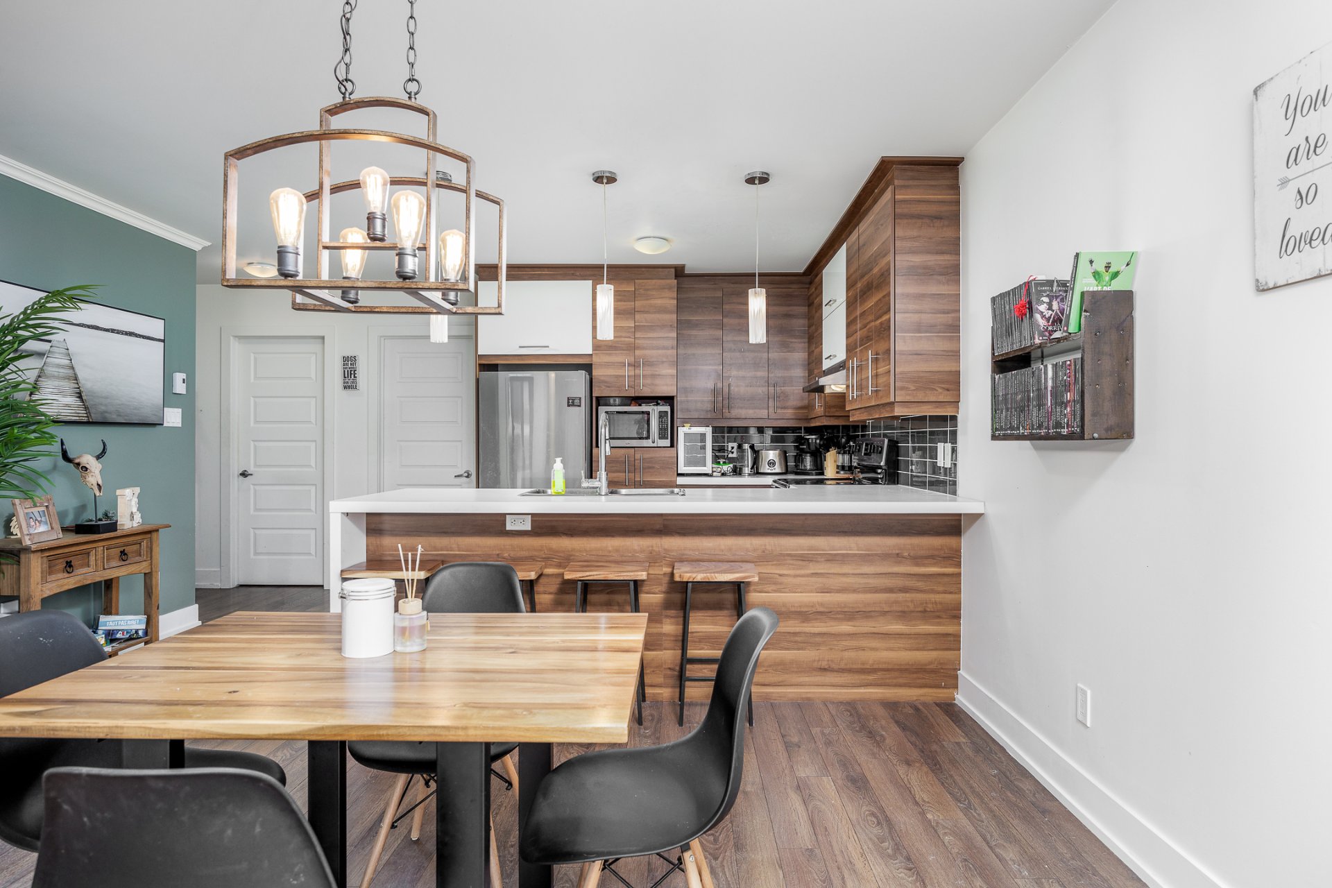 Photo - Dining room