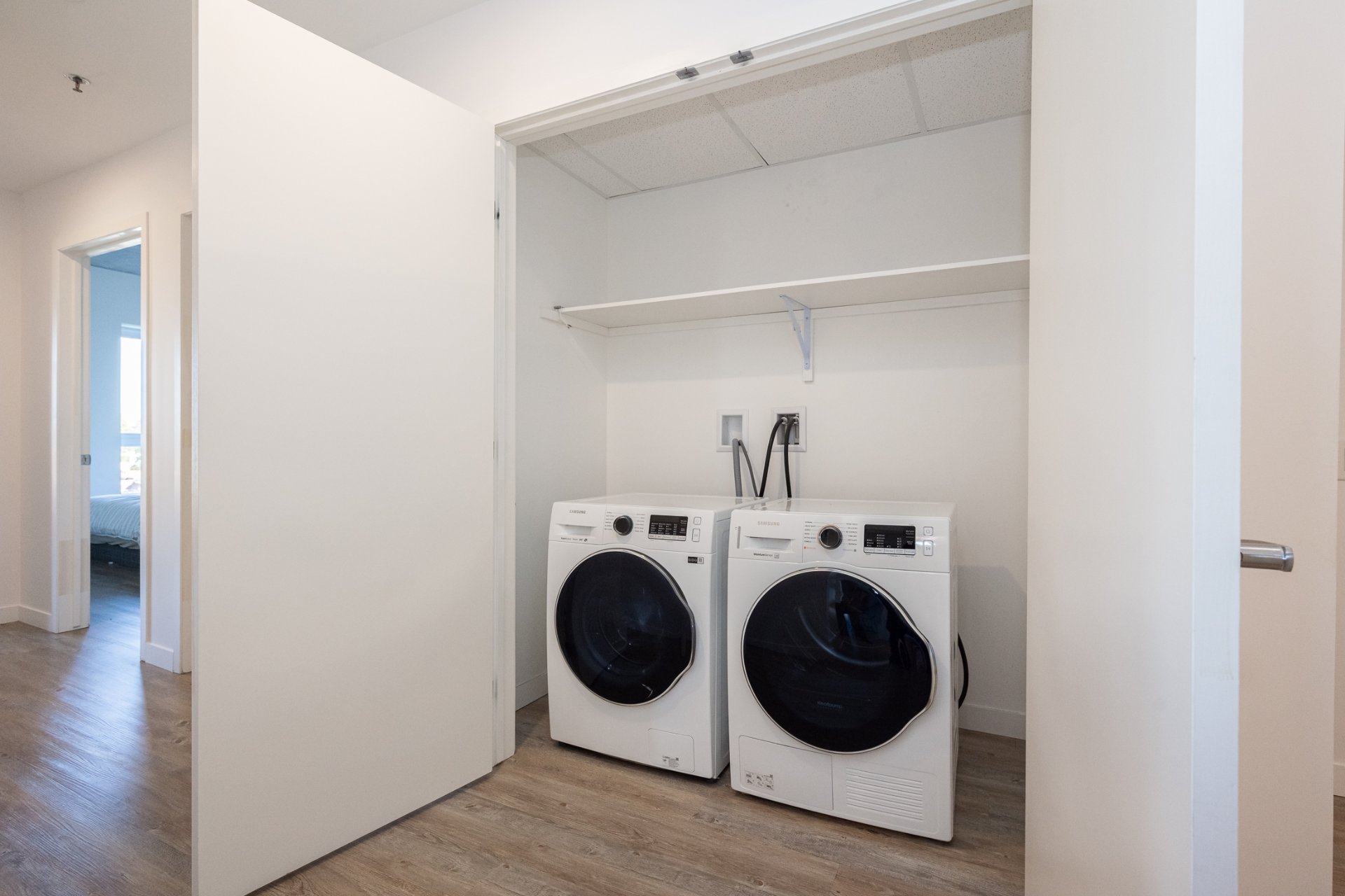 Photo - Laundry room