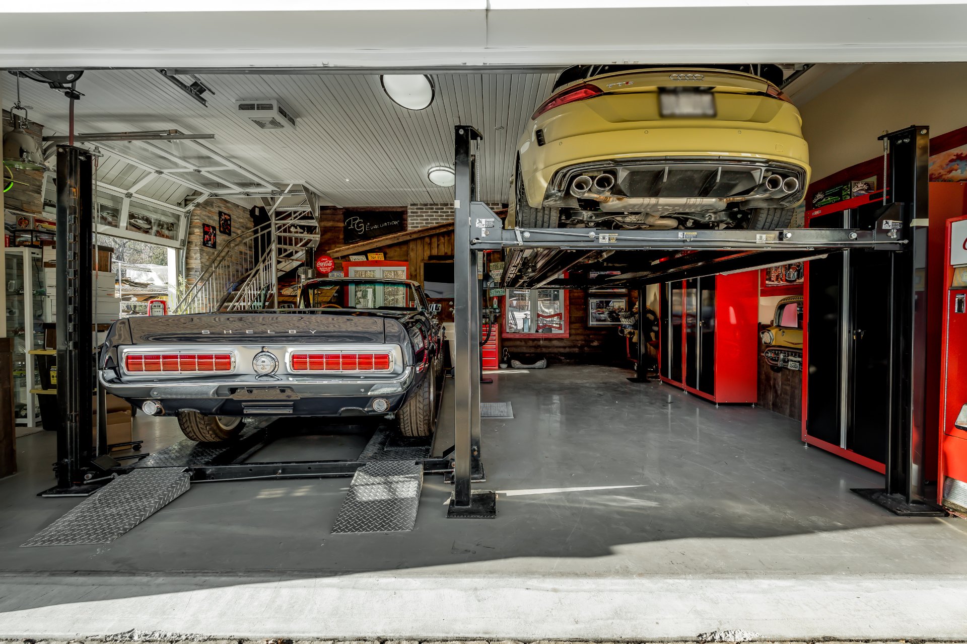 Garage