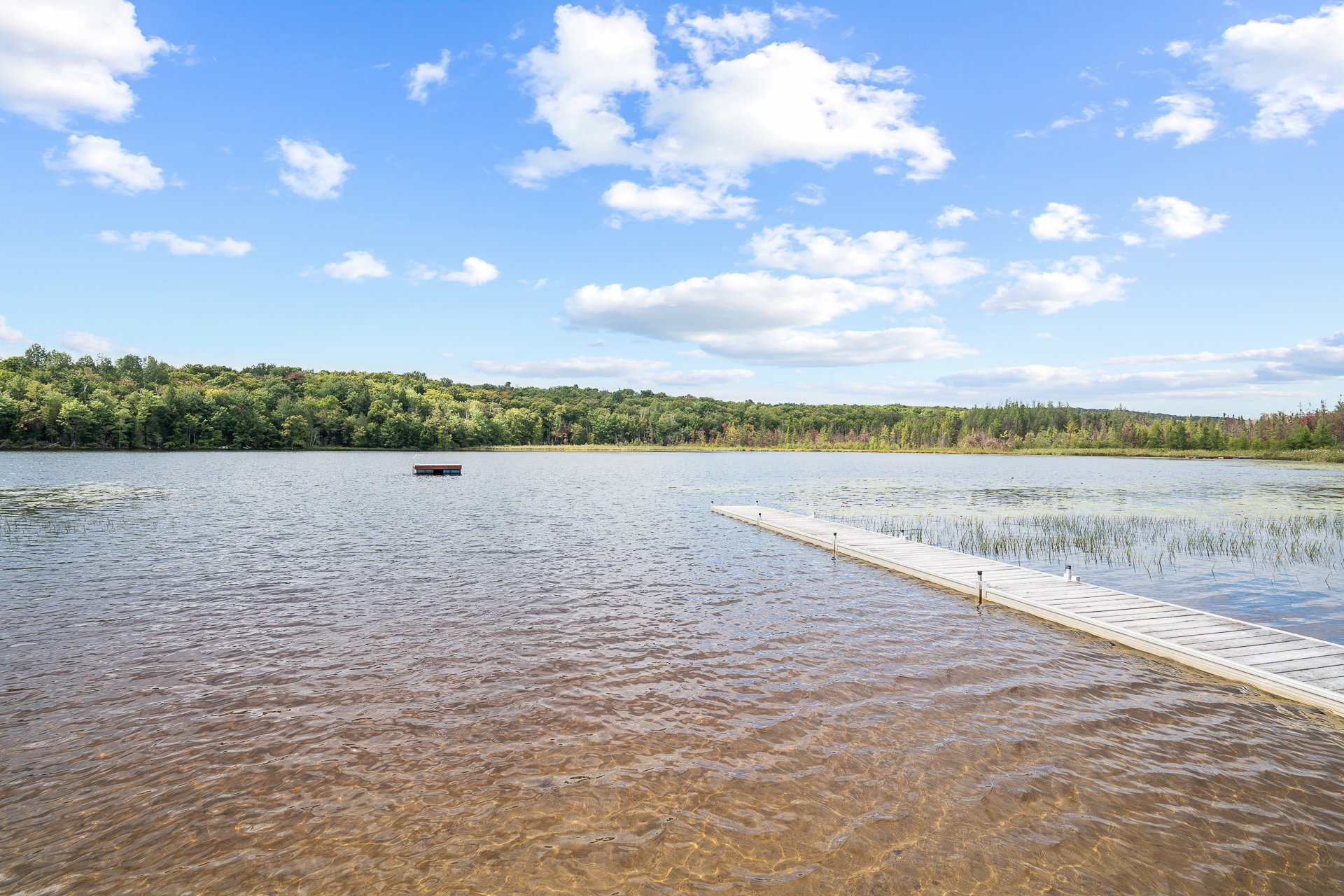 Accès au plan d'eau