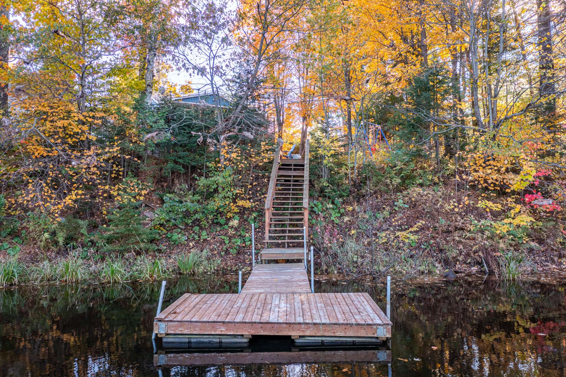 Accès au plan d'eau