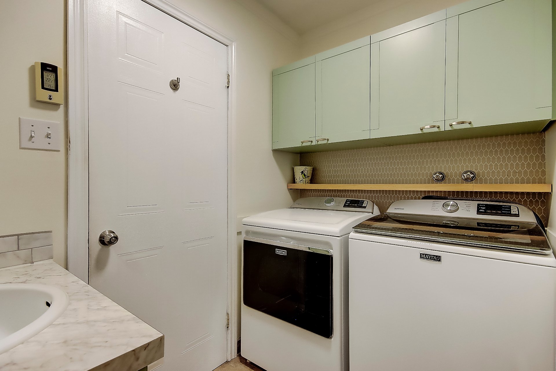 Photo - Laundry room