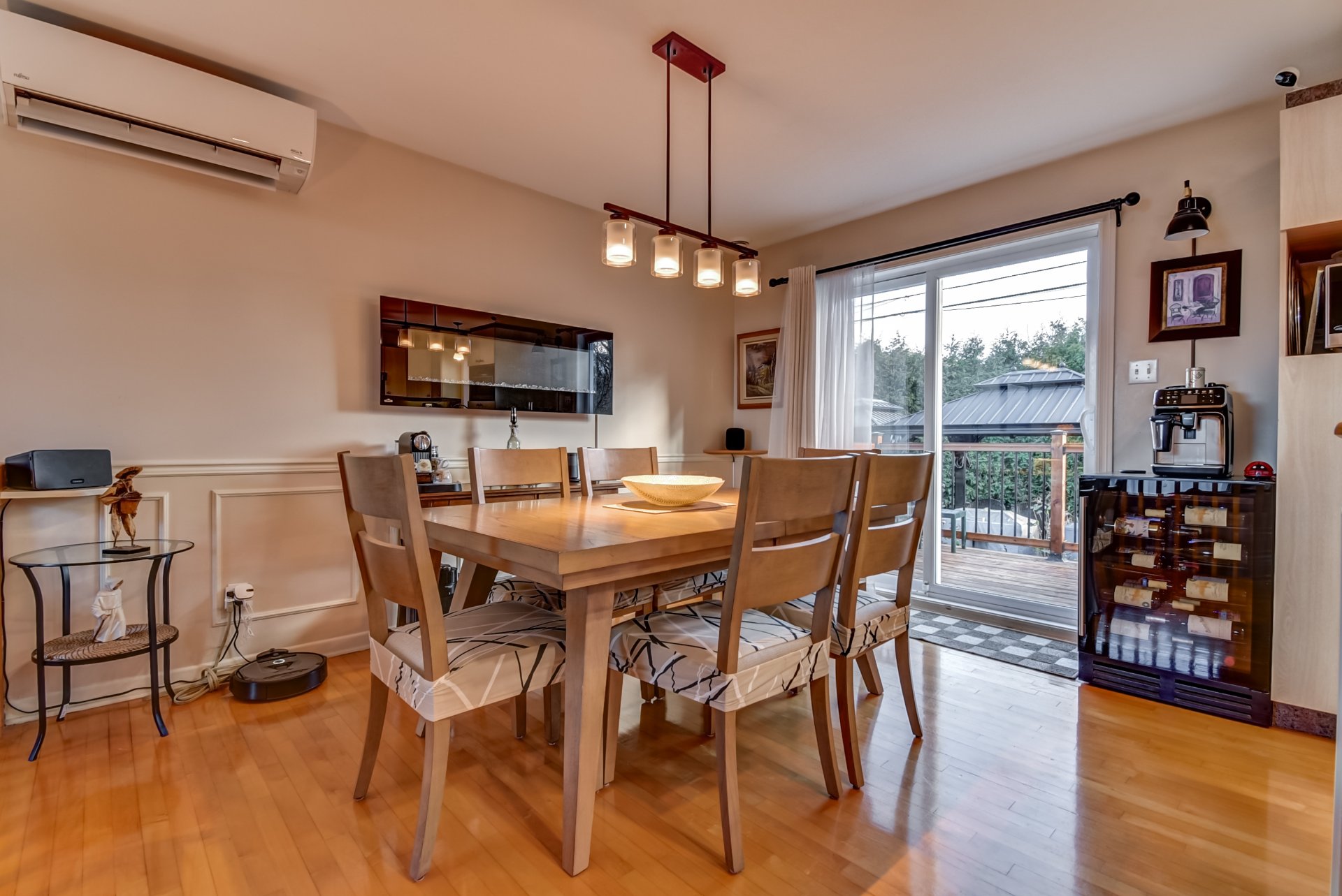 Dining room