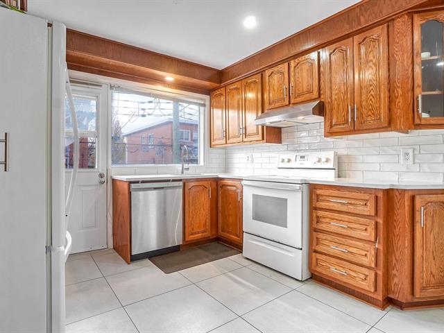 Duplex à vendre, Montréal (Saint-Léonard)