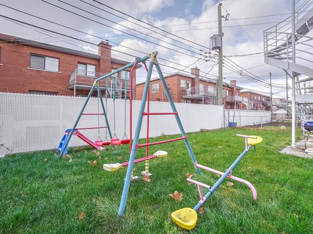 Duplex à vendre, Montréal (Saint-Léonard)