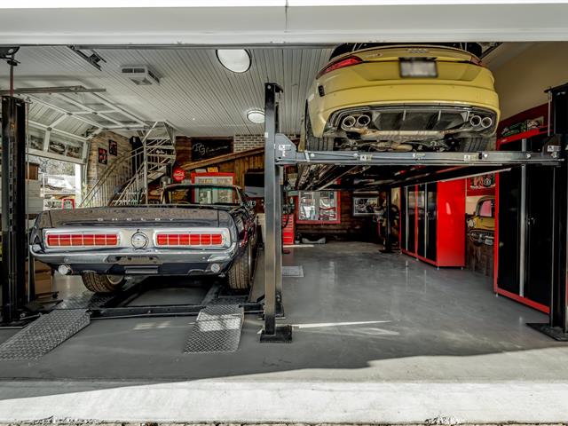 Garage